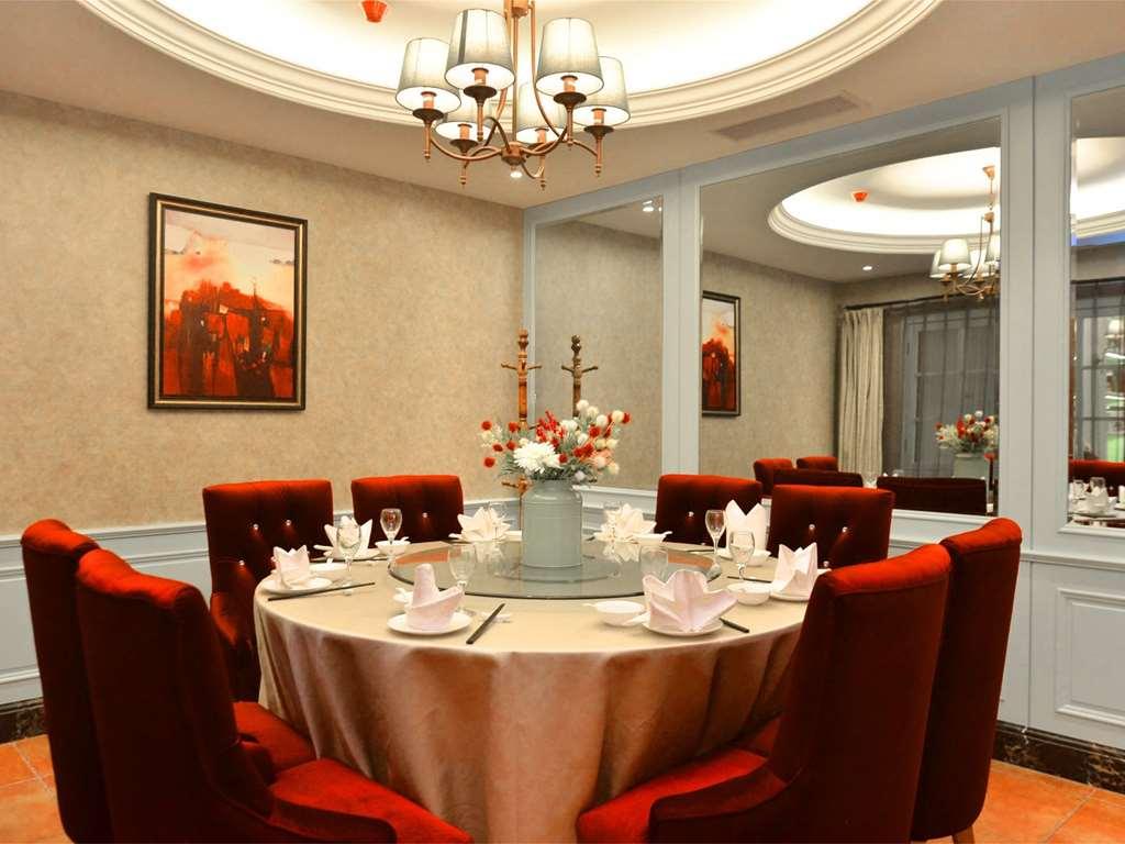 ホテル Ibis Chongqing Airport エクステリア 写真