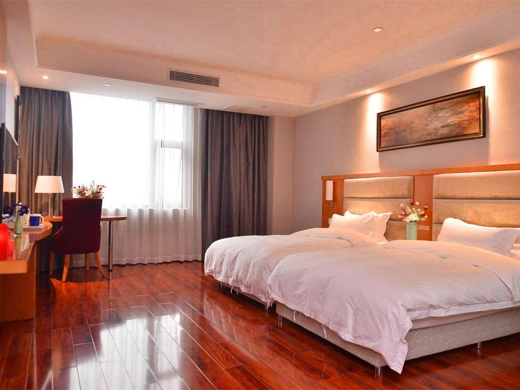 ホテル Ibis Chongqing Airport エクステリア 写真