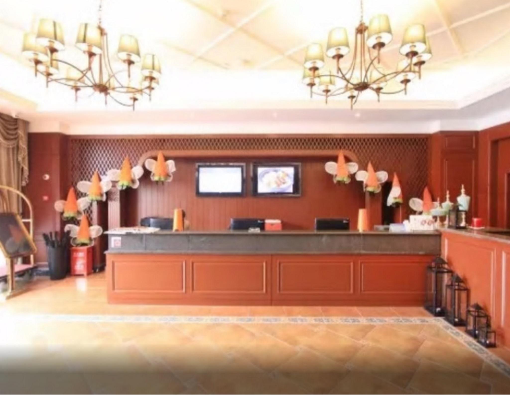 ホテル Ibis Chongqing Airport エクステリア 写真