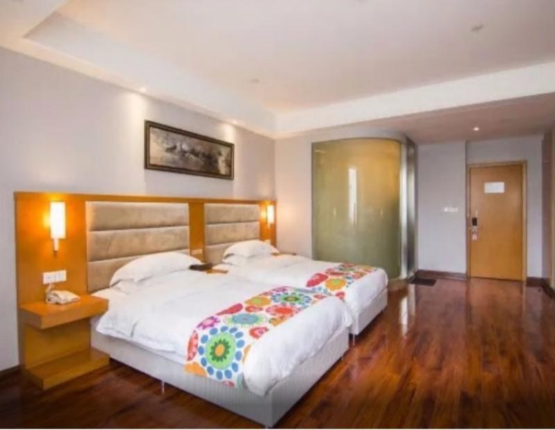 ホテル Ibis Chongqing Airport エクステリア 写真